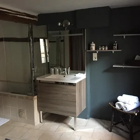 La Banasterie Bed & Breakfast 2*